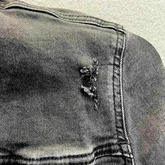 Aeropostale black denim croppedd jacket key w pockets distressed, button front - Picture 4 of 8